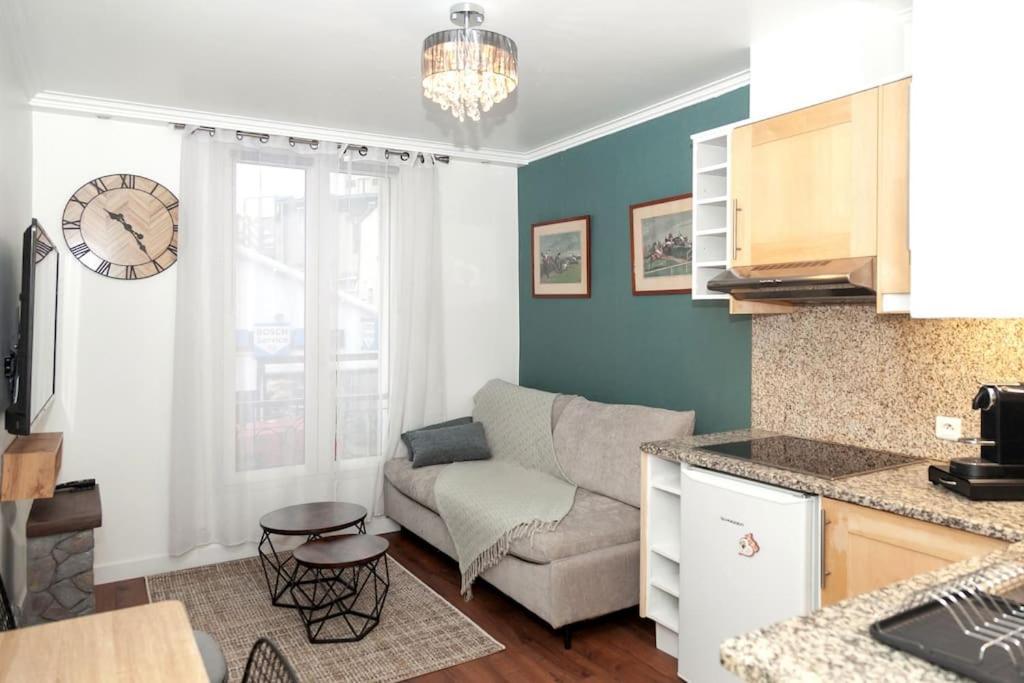 Elegant Appartement Aux Portes De Paris Сент-Уен Екстериор снимка